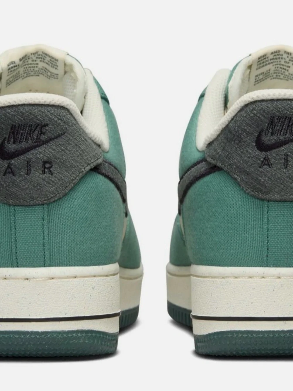 Nike Kids Low-Top Teal, Cream & Black Sneakers